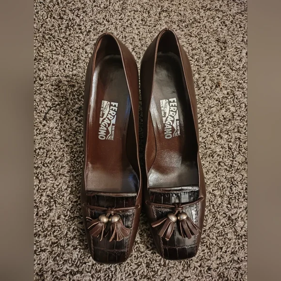 Salvatore Ferragamo Front Tassel Chunky Heels - Picture 1 of 4